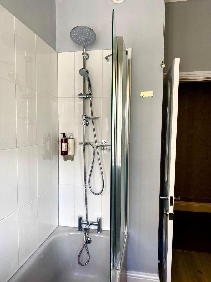 Merewyke Boutique Luxury Family Apartment Sleeps 4 , Central Location Віндермір Екстер'єр фото