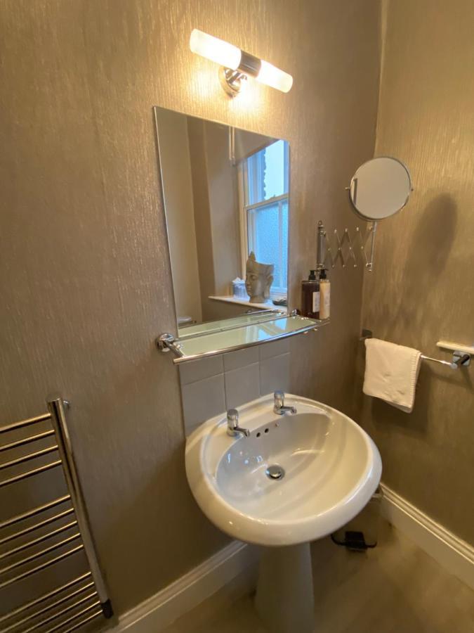 Merewyke Boutique Luxury Family Apartment Sleeps 4 , Central Location Віндермір Екстер'єр фото